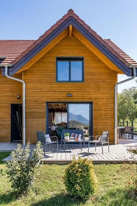 Feriehus Les Balcons De La Charve - Gite 4 Etoiles Jongieux Frankrig